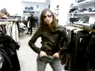 Zaza lunettes+bottes+cuir!!!