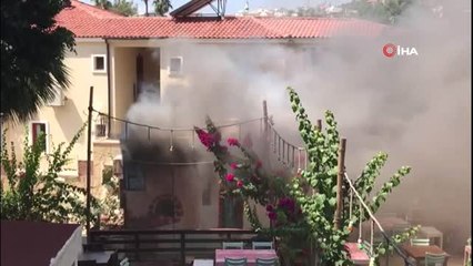 Kaş'ta trafo yangını korkuttu