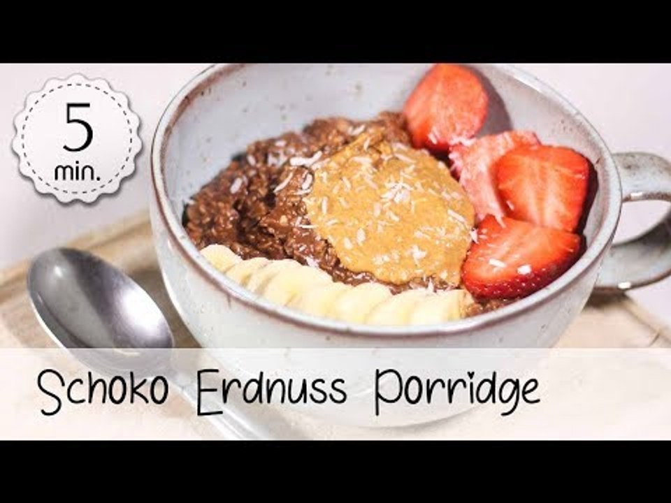 Veganes Schoko Erdnussbutter Porridge - Warmes Veganes Müsli selber machen! | Vegane Rezepte