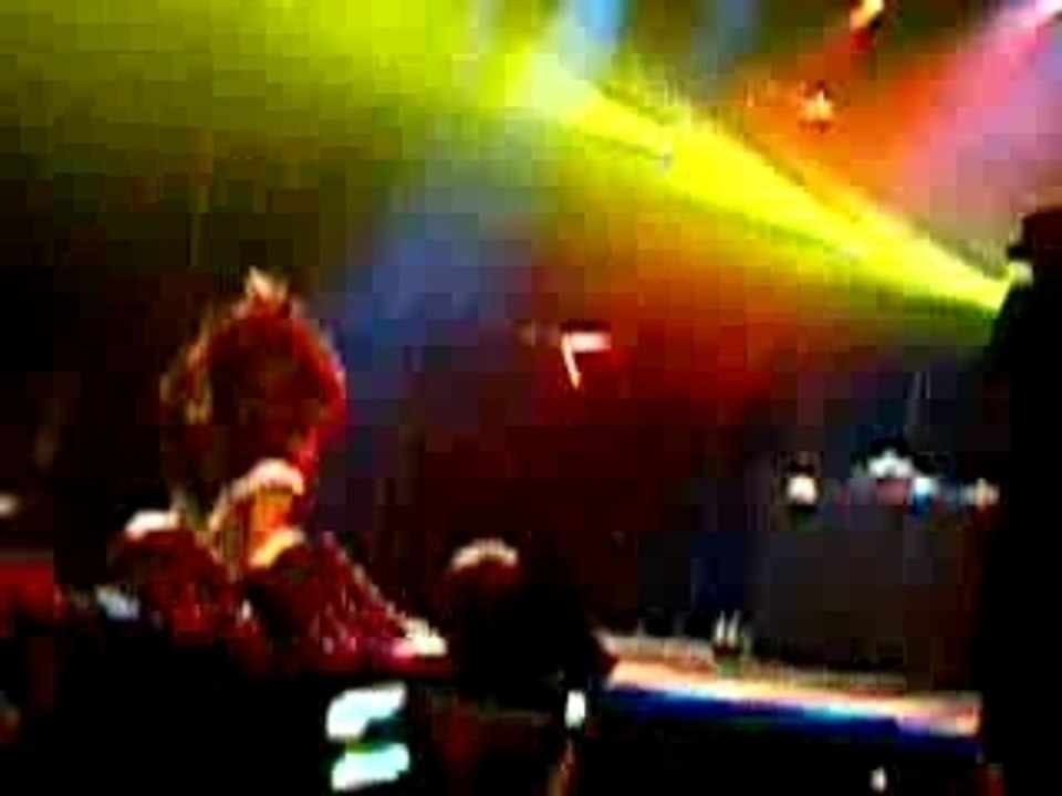 Redman live in 100 contest " time 4 some axion "