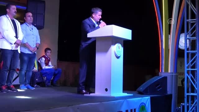 Ercişli Emrah Türkü ve Şiir Şöleni - VAN