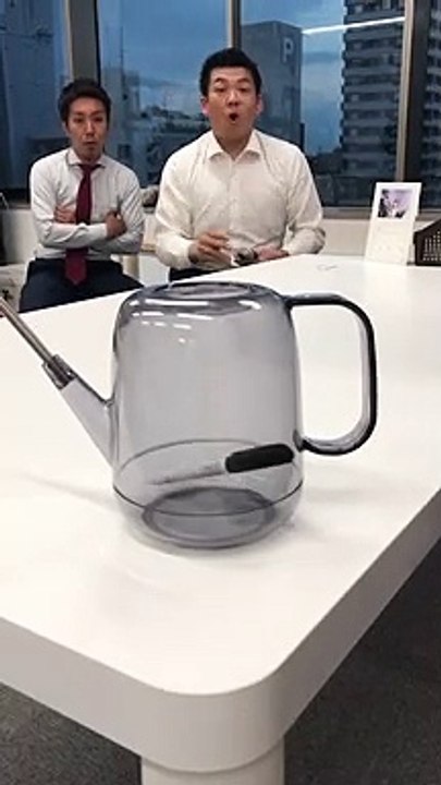 Ce Japonais maitrise le lancer du stylo-feutre