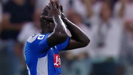 Juventus derrota Nápoles por 4-3