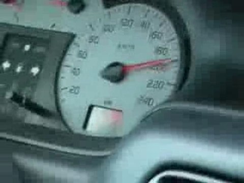 Renault Mégane Coupé 1.6 16V -2000 220km_h