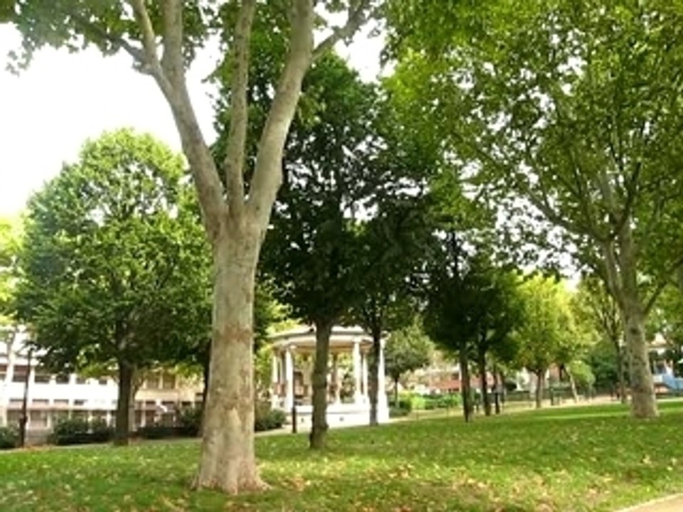 Un peu de place Marius Pinel