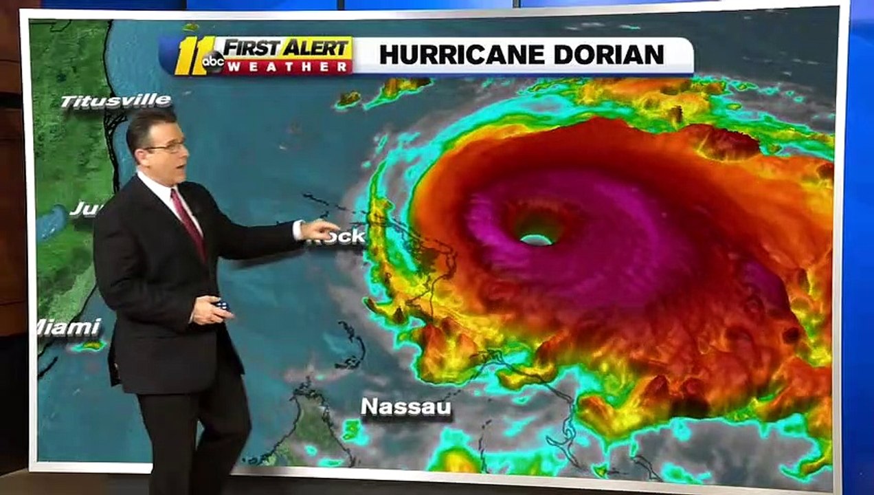 Dorian, porteur de vents puissants et de pluies torrentielles, est devenu cet après-midi l'ouragan le plus violent jamais enregistré dans le nord-ouest des Bahamas
