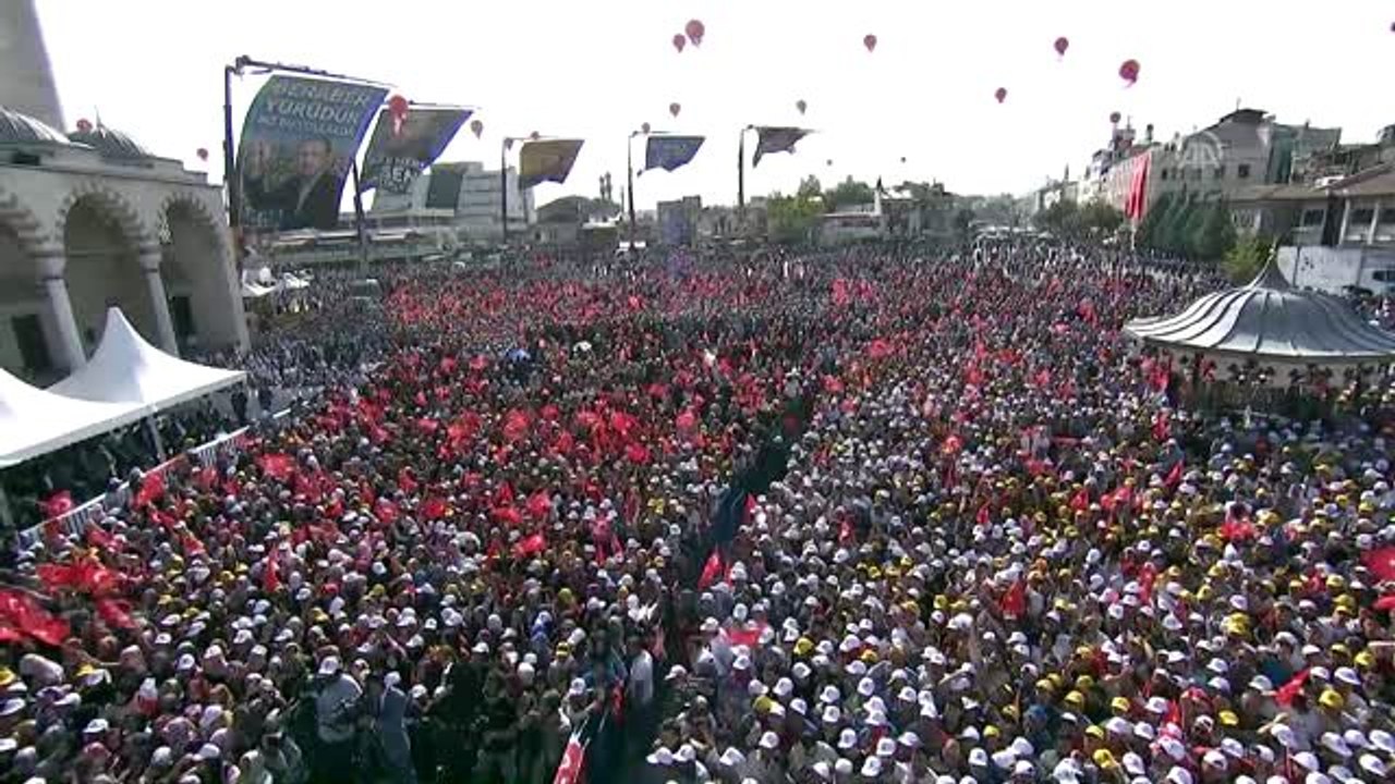Cumhurbaşkanı Erdoğan: "Başkalarının ağzına bakılarak yapılan işin adı siyaset değil, nefsaniyettir"