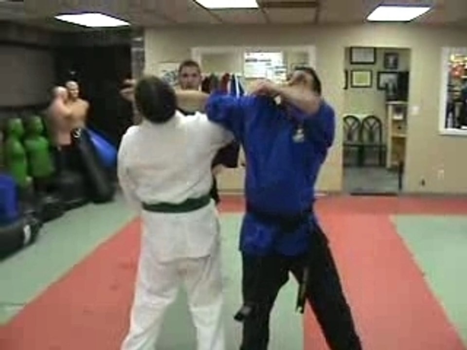 Self-Defense Techniques Small Circle Jiu