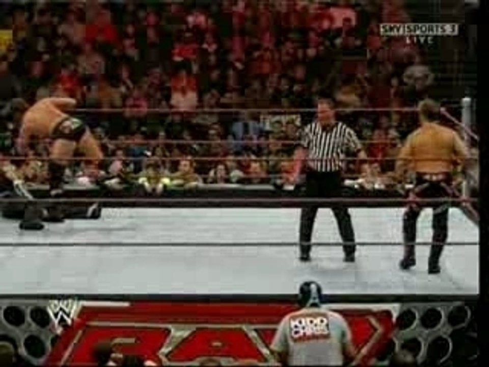 WWE Raw du 28 Janvier 2008 - Batista WWE - (Dave Batista   C
