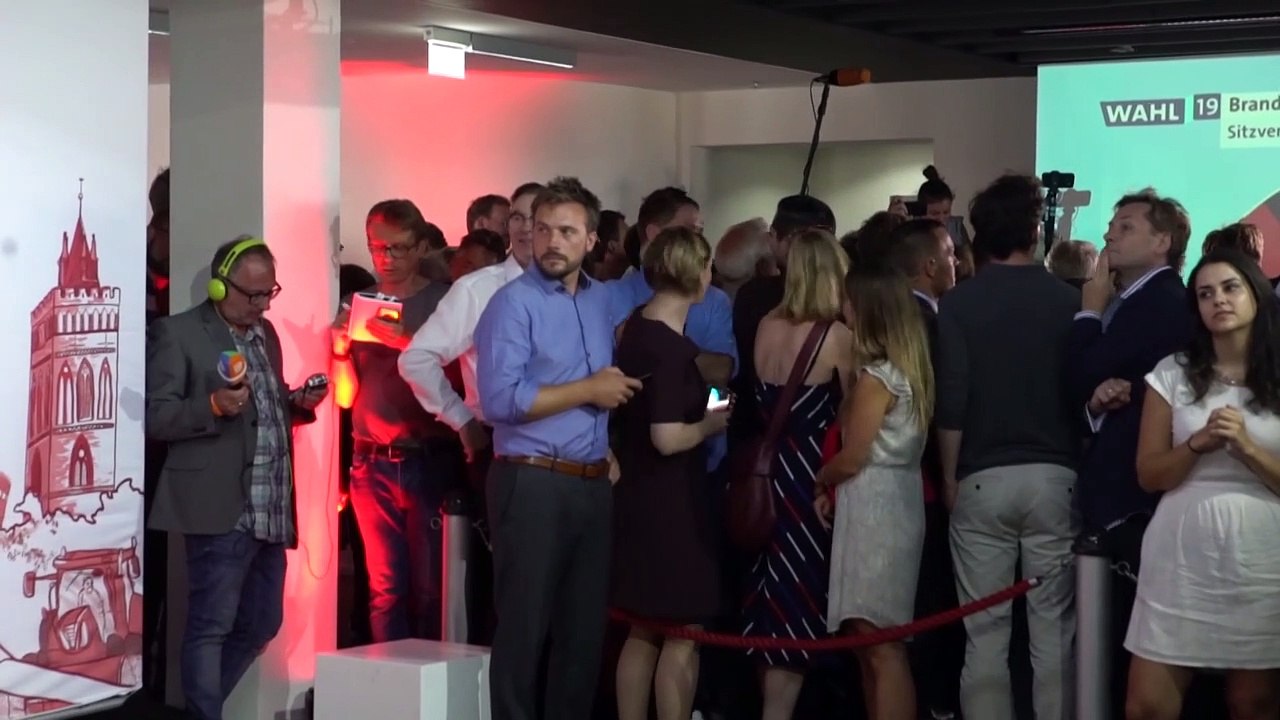 Wahl in Brandenburg: SPD trotz Verlusten vorn