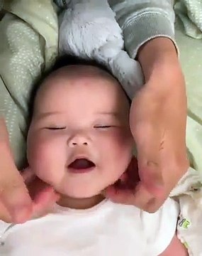 Les bébés aussi ont droit aux massages