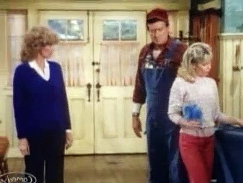 Newhart Season 2 Episode 10 KirkGoesForTheJuggler video Dailymotion