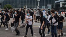 ارتفاع وتيرة الاحتجاجات بهونغ كونغ خوفا على الديمقراطية