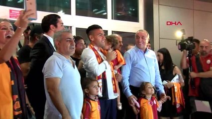 Spor radamel falcao istanbul'a geldi
