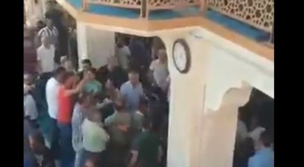 Diyanet'in cumhuriyet düşmanlığı camileri ne hale getirdi