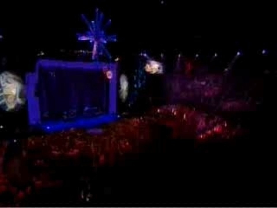 Mary J. Blige: Pepsi Smash - "Roses"