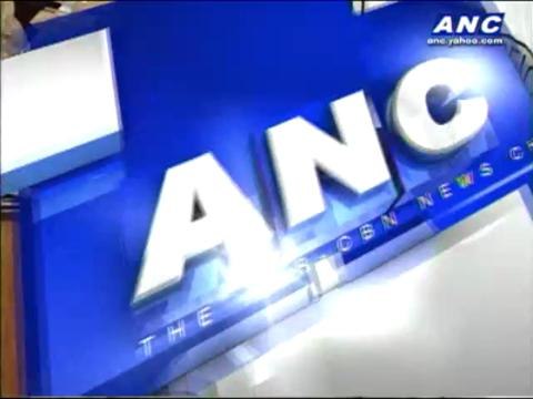 Moro rebels use hostages as human shields