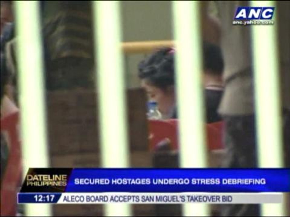 Secured MNLF hostages undergo stress debriefing