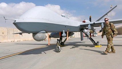 بريطانيا تفكر في إرسال طائرات مسيرة للخليج