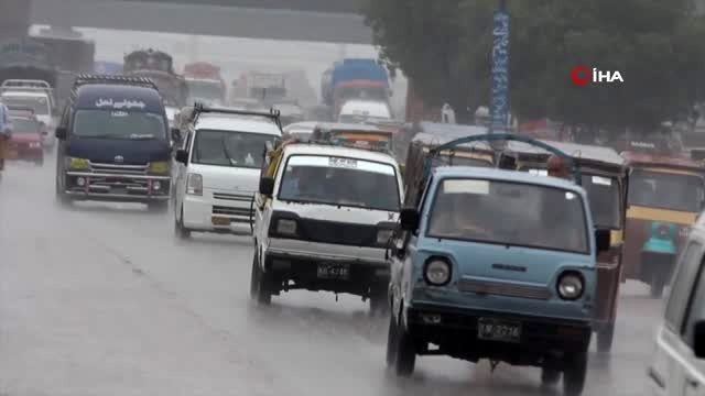 - Pakistan'da Sel Felaketi: 9 Ölü