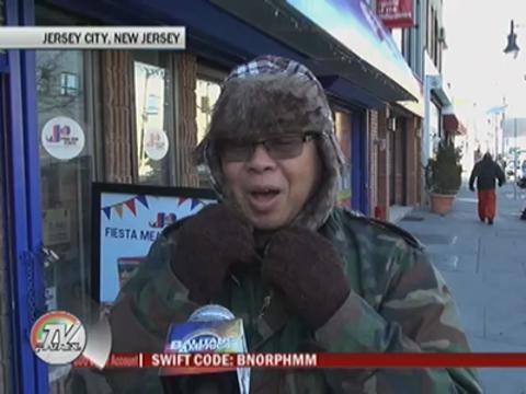 WATCH: US polar vortex turns boiling water into snow