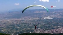 Simav'da yamaç paraşütü festivali