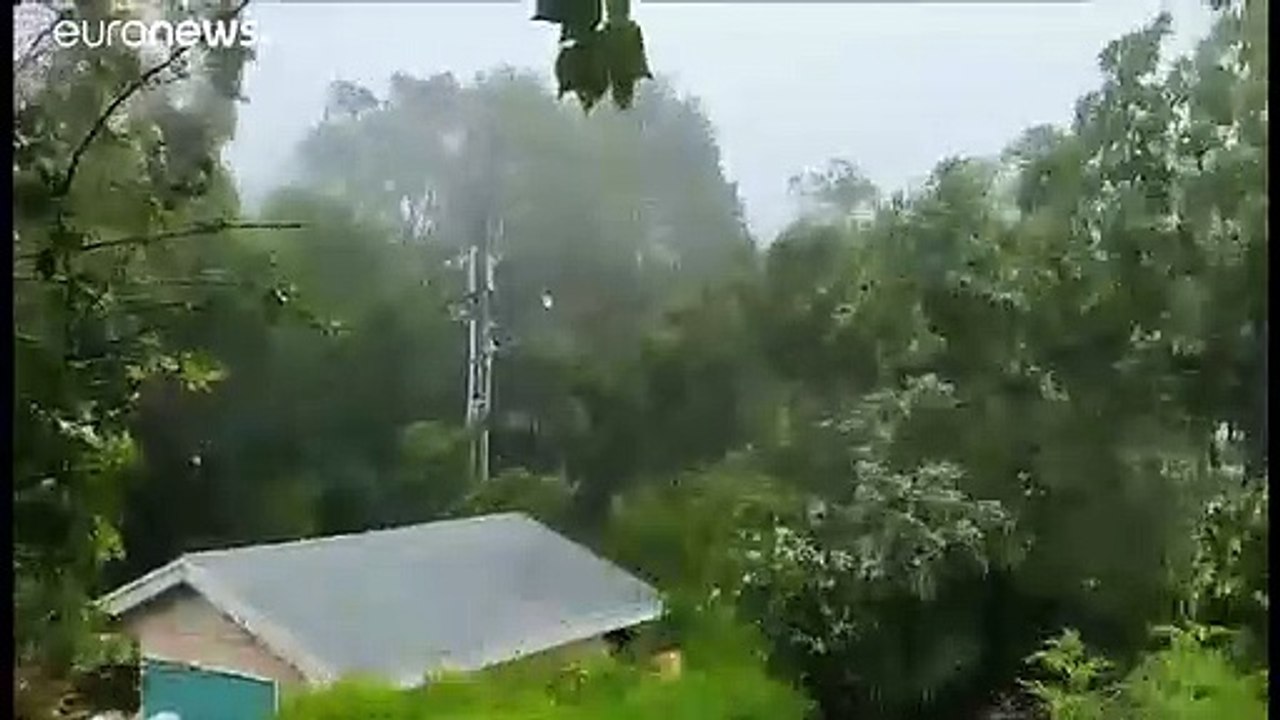 Hurrikan erschüttert Bahamas - Evakuierungen an US-Küste