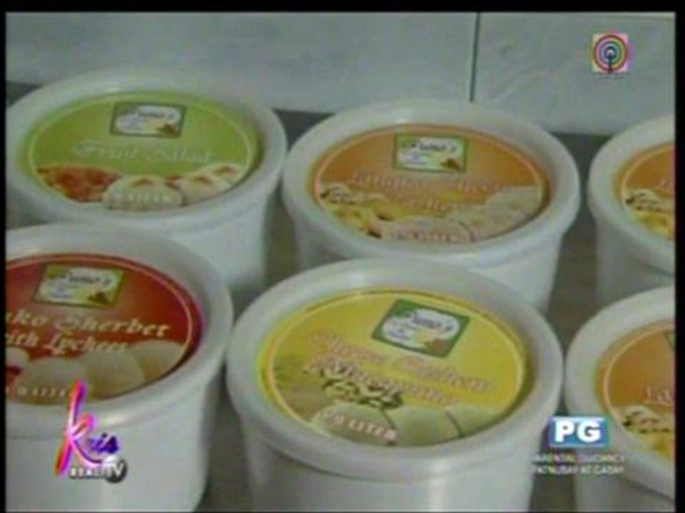 Kris tries Cabanatuan's famous ice cream brand
