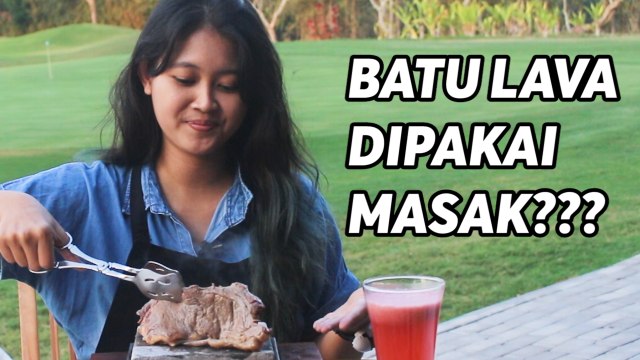 Sensasi Masak di Atas Batu di Bogeys Teras Hyatt Regency Yogyakarta