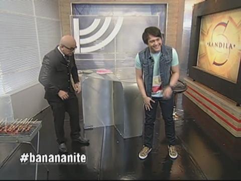 Enrique Gil grilled on 'Ihaw Na!'