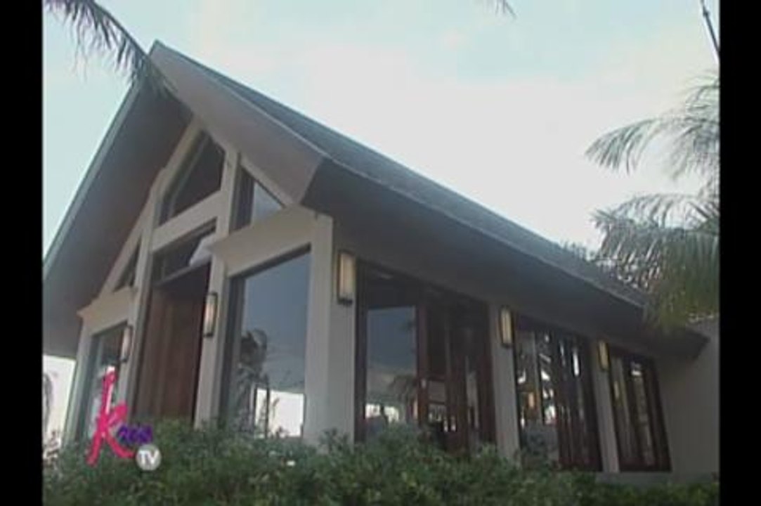 Kris tours Two Seasons Resort in Coron