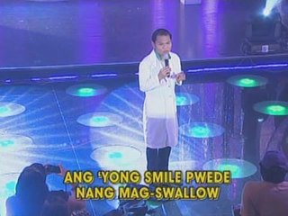 WATCH: 'Dentist' Pooh spoofs 'Smile'