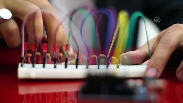 Cumhuriyet Teknokent hız kesmeden teknoloji üretiyor - SİVAS