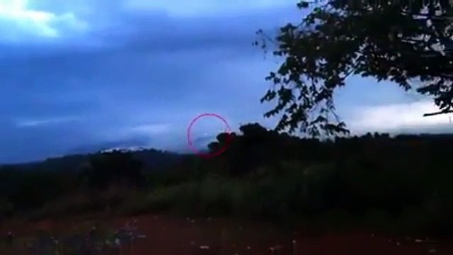 AVISTAMENTOS OVNIS NA AUSTRALIA, BRASIL E PERU