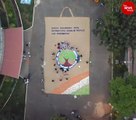 Blind persons stitch 66 ft jute bag to create awareness against plastic use