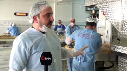 Siyez unu çekme helvada hayat buldu