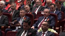 Cumhurbaşkanı Erdoğan: 'İlk çözmemiz gereken meselelerden biri, tüm meslek teşekküllerinin seçim yöntemlerinin, temsili demokrasiye uygun hale getirilmesidir' - ANKARA