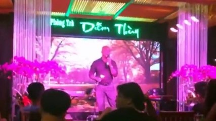 Đắp mộ cuộc tình - Randy