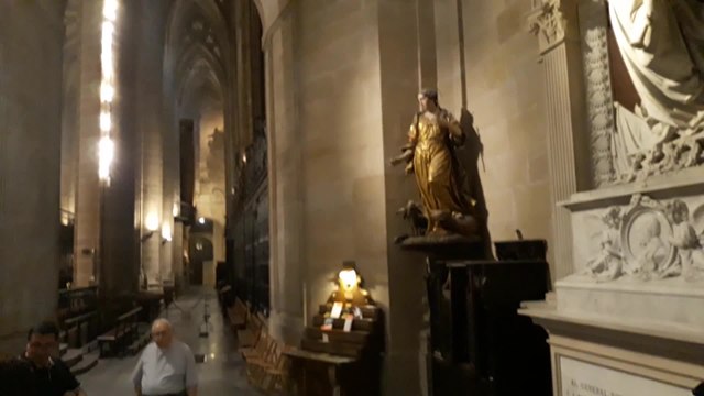 La cúpula de la Redonda dañadas por obras en edificio anexo