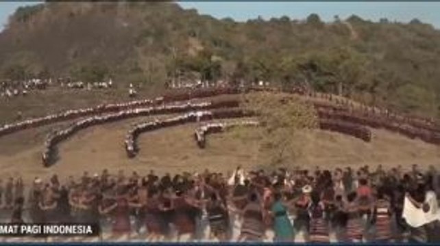 Tarian Beku Meriahkan Festival Tiga Gunung di Lembata