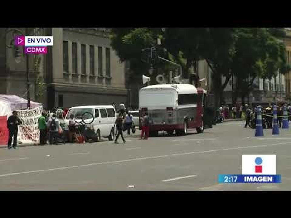 Familiares de desaparecidos exigen justicia en calles de la CDMX | Noticias con Yuriria Sierra