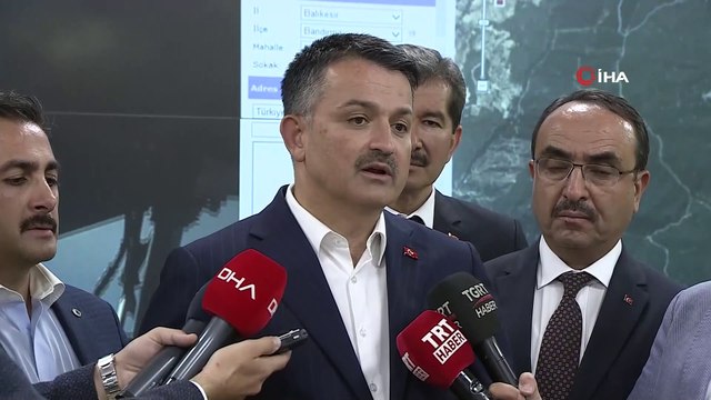 Tarım ve Orman Bakanı Bekir Pakdemirli, Yangın Kontrol Merkezinde açıklamalarda bulundu