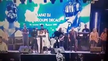 Mael, fils de DJ Arafat s'adresse à la Chine avec beaucoup d'émotions. Essayez de ne pas pleurer !
