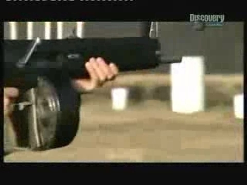 Future Weapons : AA-12. shotgun militaire