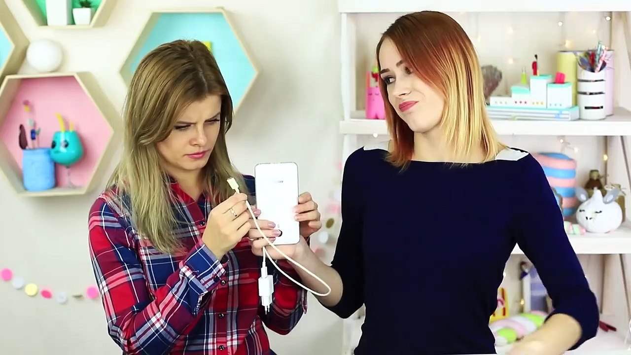 8 Easy Phone Hacks + DIYs You Should Know! (2)