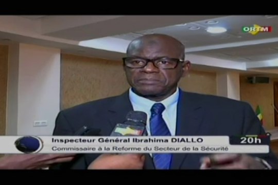 ORTM/Rencontre entre le conseil national de la reforme du secteur de la sécurité avec le Premier ministre, Dr Boubou Cissé à la Primature