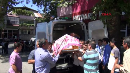 Anne ve çocukları yan yana toprağa verildi