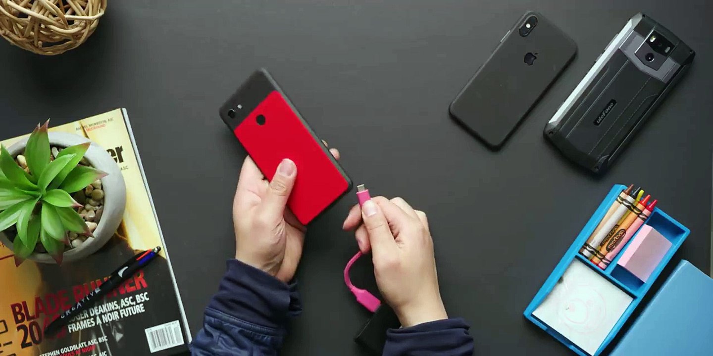 This Phone lasts an ENTIRE WEEK