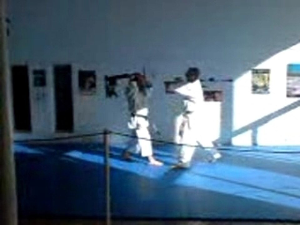 Jacques Tapol : défense contre attaque au baton