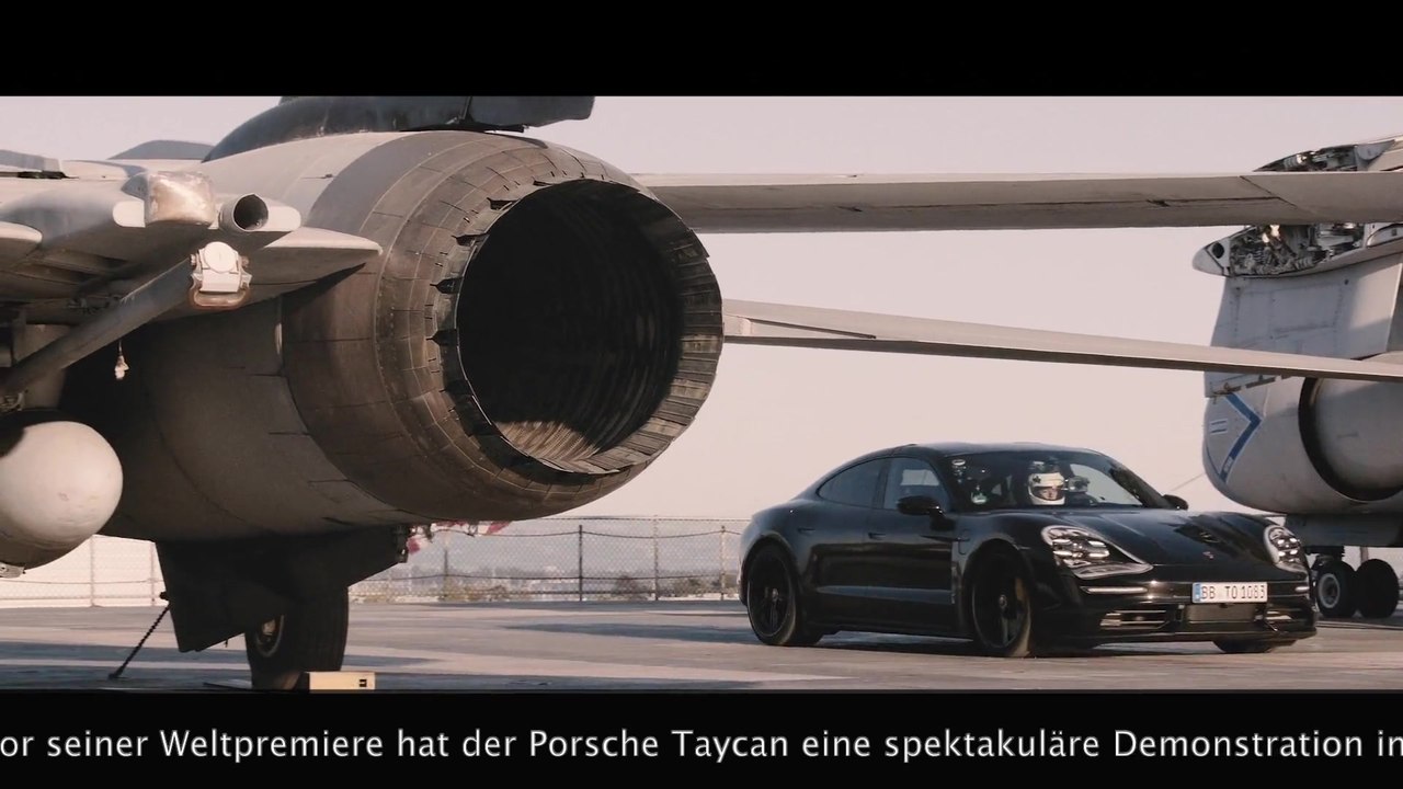 Porsche Taycan - Leistungstest auf Flugzeugträger